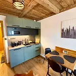 Corso Rustic Luxury Harrachov, In - Out, Free Parking, High Speed Wi-fi, Smart Tv