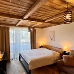 Apartman Corso Rustic Luxury Harrachov, In - Out, Free Parking, High Speed Wi-fi, Smart Tv Harrachov