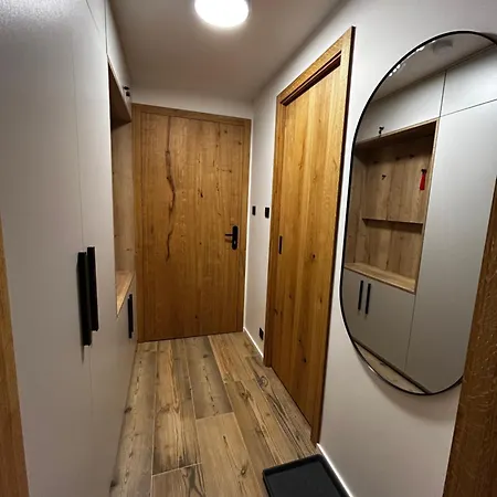 Apartment Corso Rustic Luxury Harrachov, In - Out, Free Parking, High Speed Wi-fi, Smart Tv Harrachov