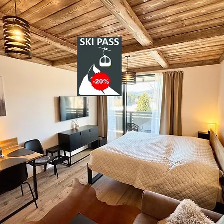 Apartment Corso Rustic Luxury Harrachov, In - Out, Free Parking, High Speed Wi-fi, Smart Tv